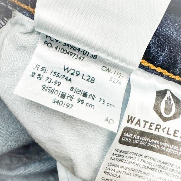 Levi's Wedgie Straight Dark Wash Denim Jeans Button Fly Size 29 x 28 - Picture 7 of 9